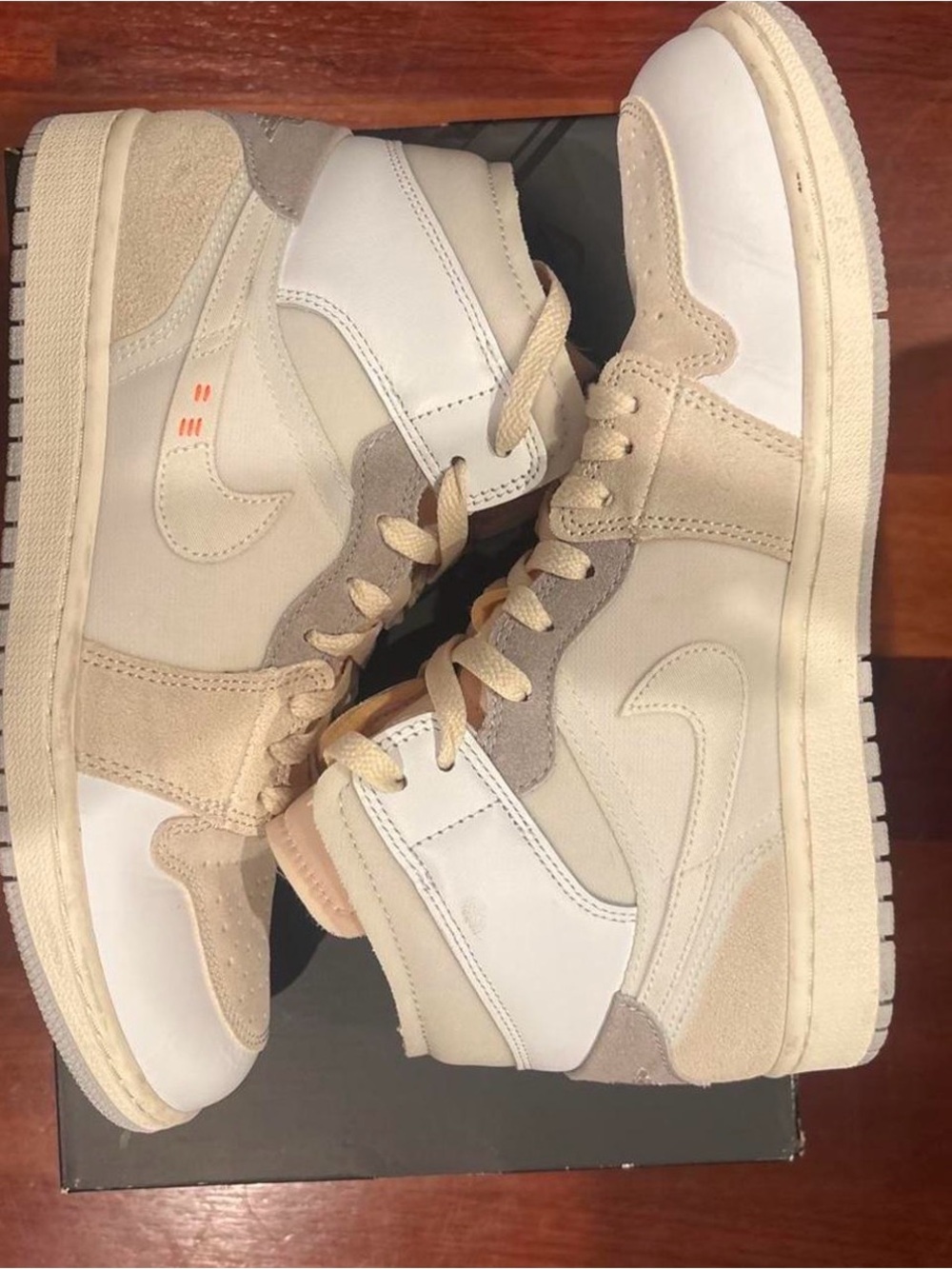 Jordan Mid Craft SE
